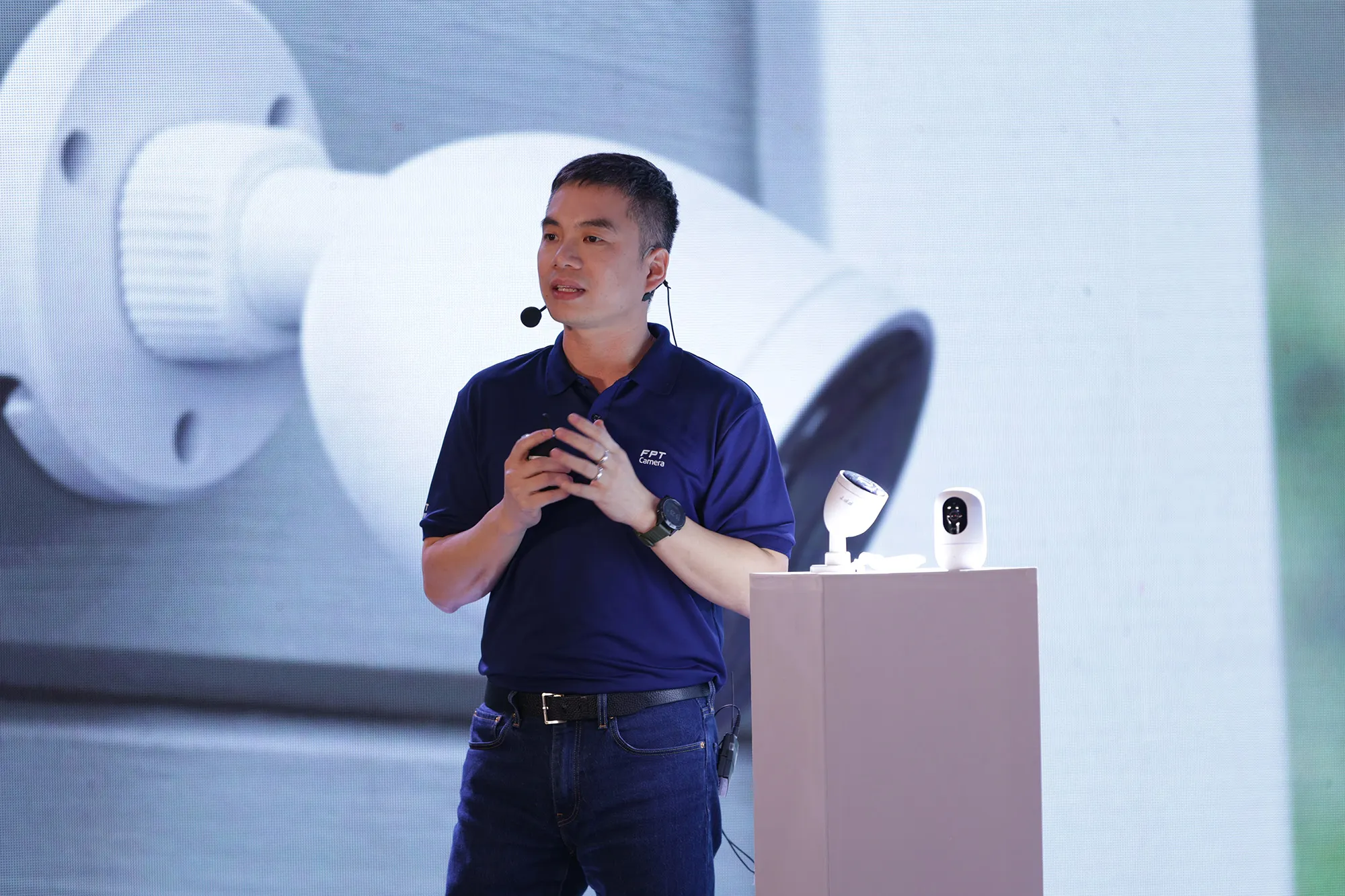 FPT Telecom ra mắt camera an ninh thiết kế khác biệt, tích hợp AI