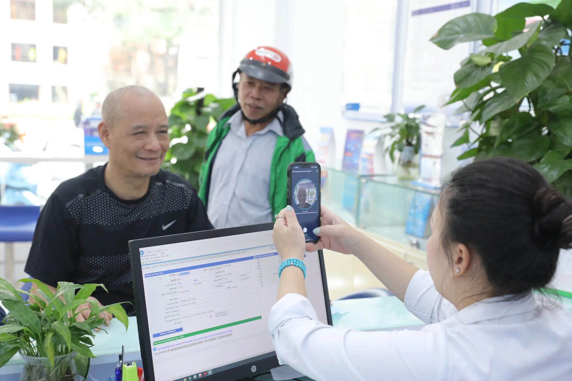 Chuẩn hóa thông tin thuê bao trước giờ 'G', tránh bị gián đoạn liên lạc sau 31/3/2023