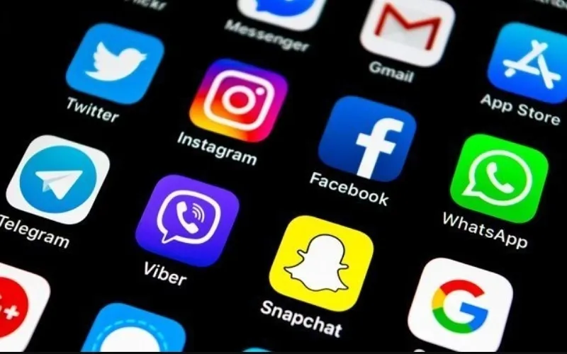 Các OTT miễn phí kiếm tiền thế nào?