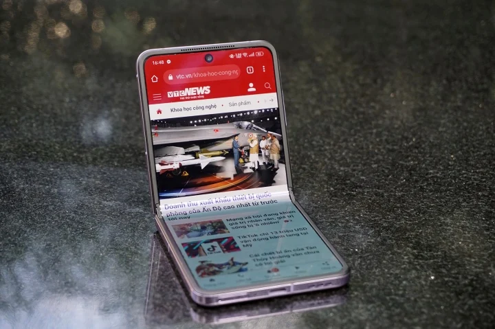 danh gia oppo find n2 flip 12
