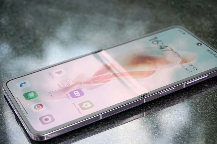 danh gia oppo find n2 flip 4