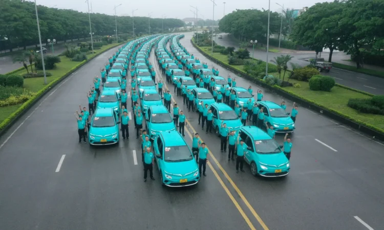 Khai trương hãng taxi thuần điện đầu tiên tại Việt Nam