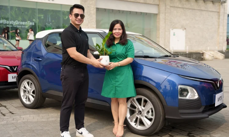 VinFast bàn giao xe VF 5 Plus