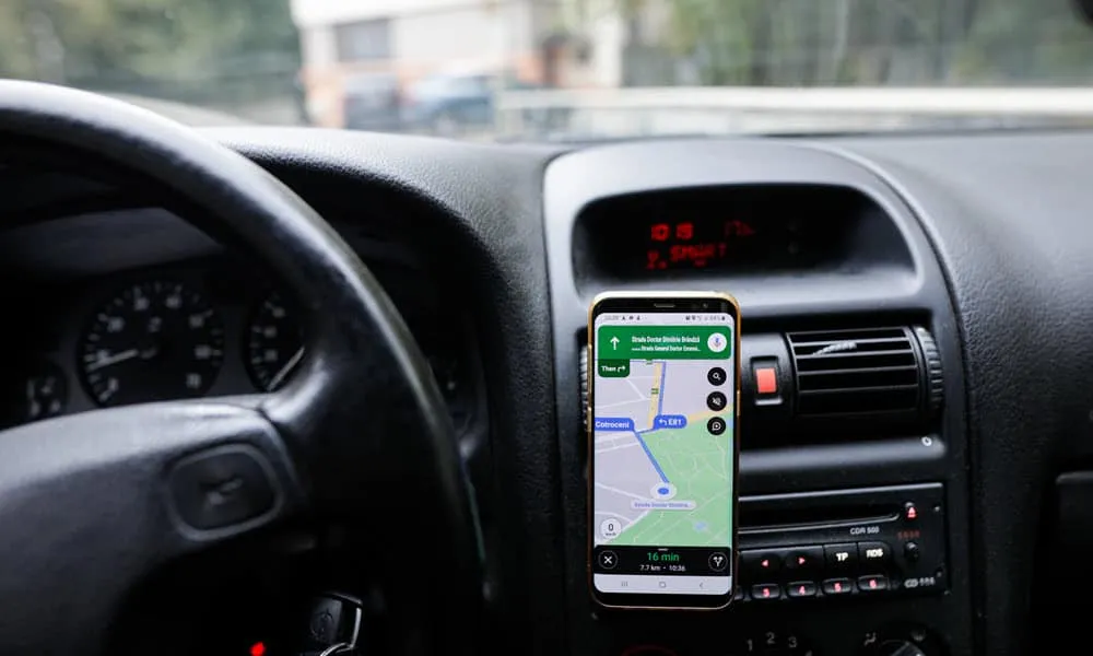 Cách kích hoạt tốc độ di chuyển với Google Maps cho iPhone