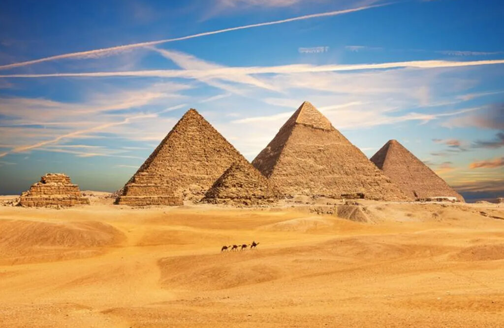 bong bong plasma tren kim tu thap giza