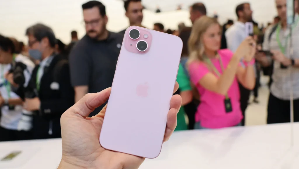 iphone 15 van xung dang chon 2025 2