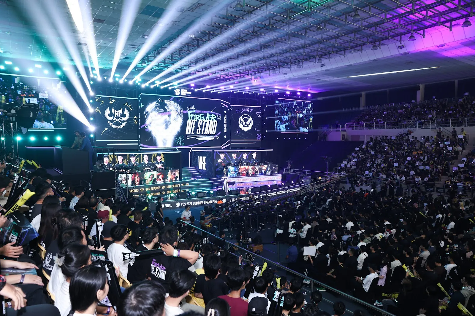 Giải vô địch Quốc gia Liên Minh Huyền Thoại khởi tranh từ 28.2