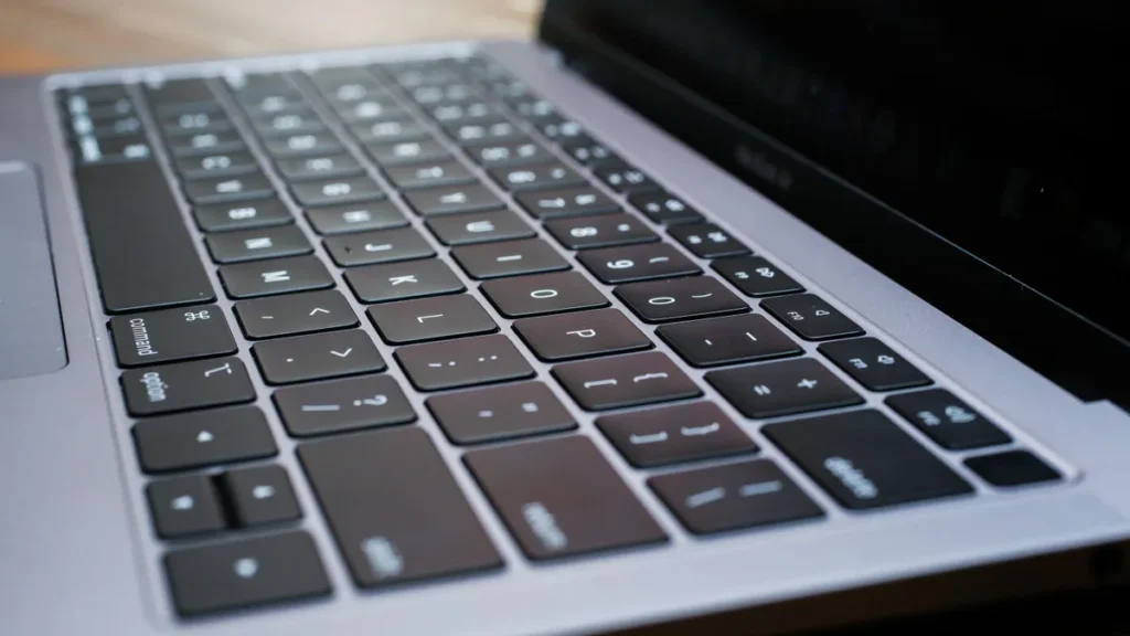 apple phat trien ban phim macbook moi 2