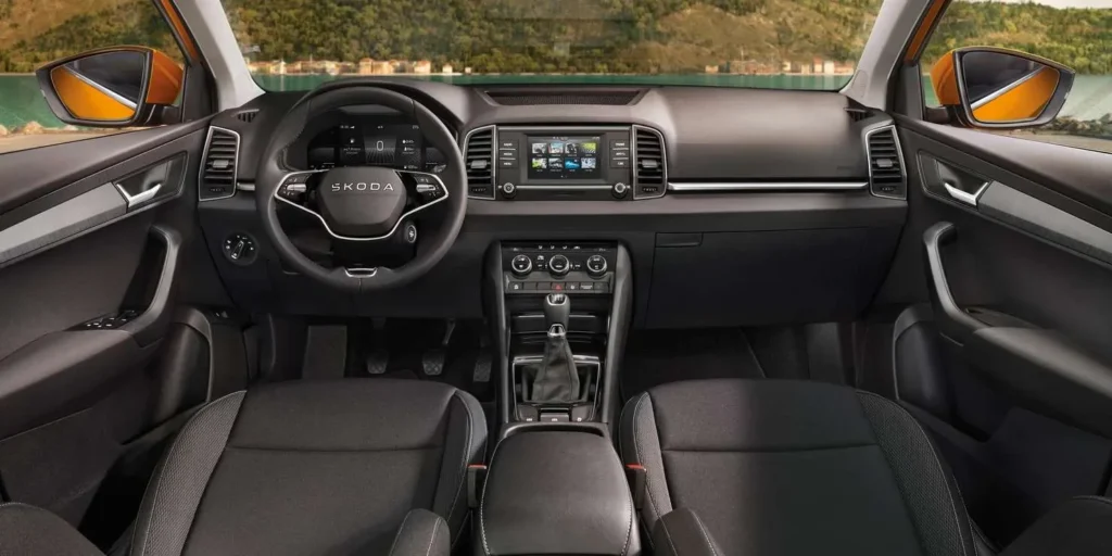 skoda karoq 2025 gia tu 1009 ty dong 4