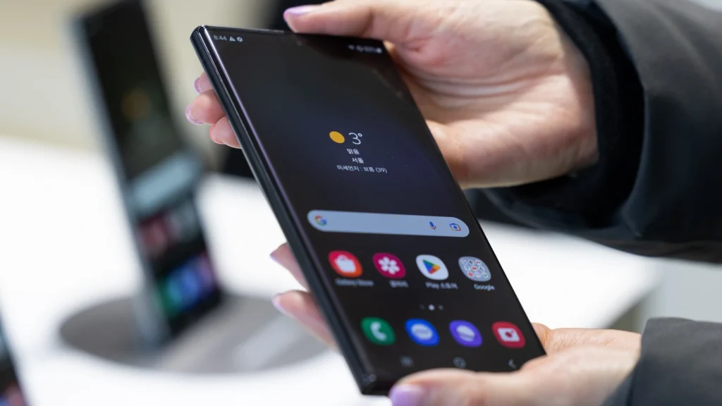one ui 8 beta mo rong galaxy doi cu