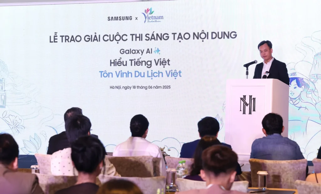 trao giai galaxy ai nang tam du lich viet 1
