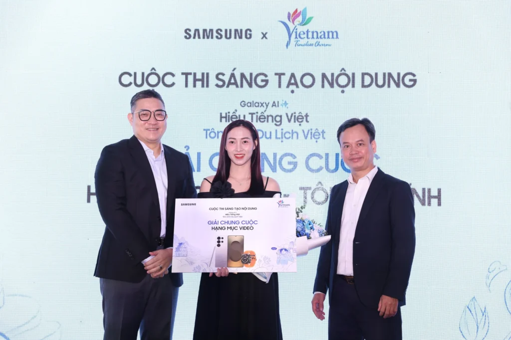 trao giai galaxy ai nang tam du lich viet