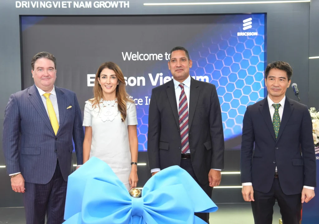 ericsson khai truong van phong ha noi 1
