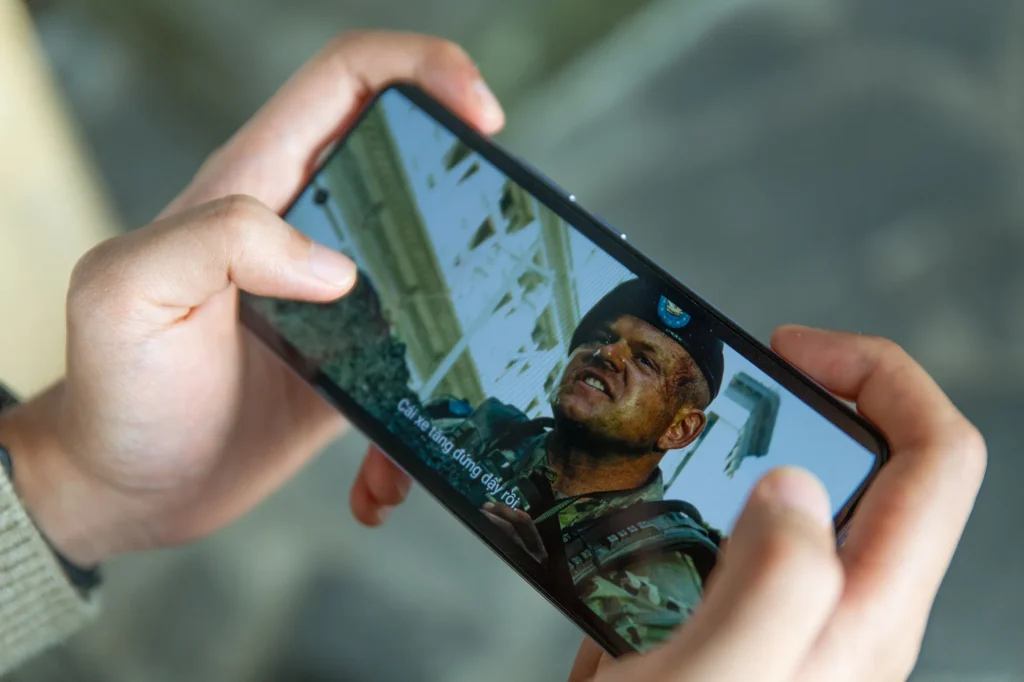 vivo v60 lite 5g dien thoai tam trung 2