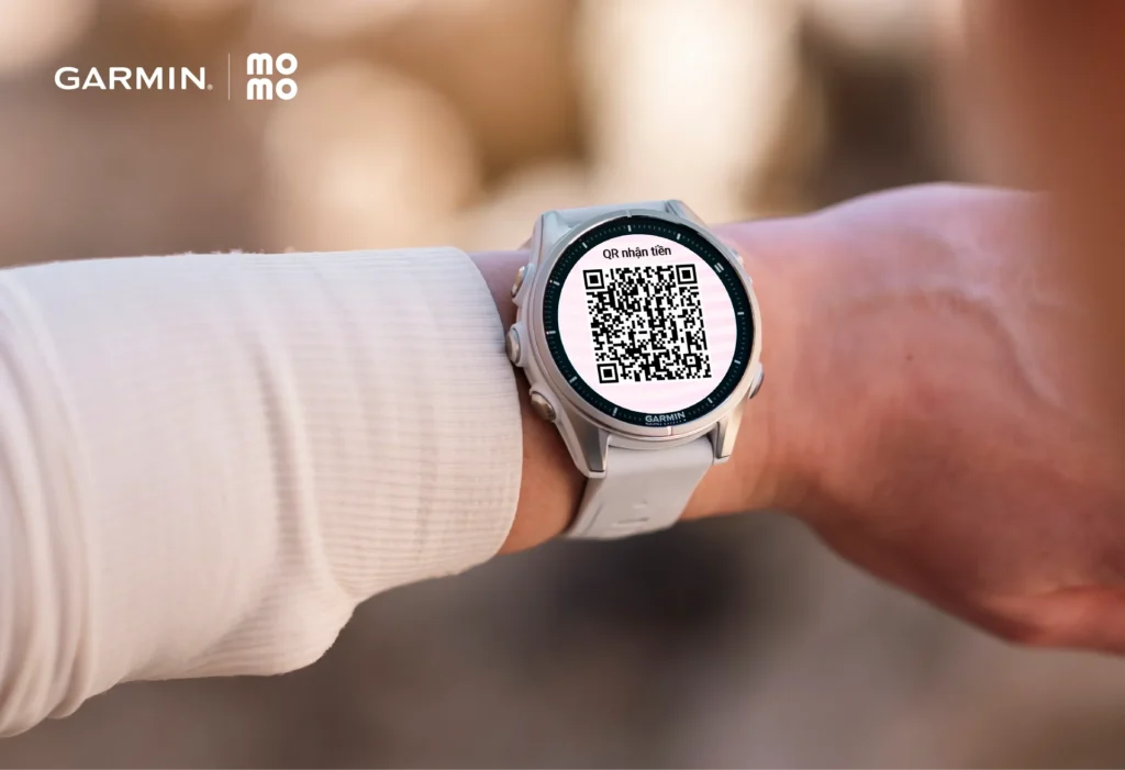 garmin tich hop momo 3