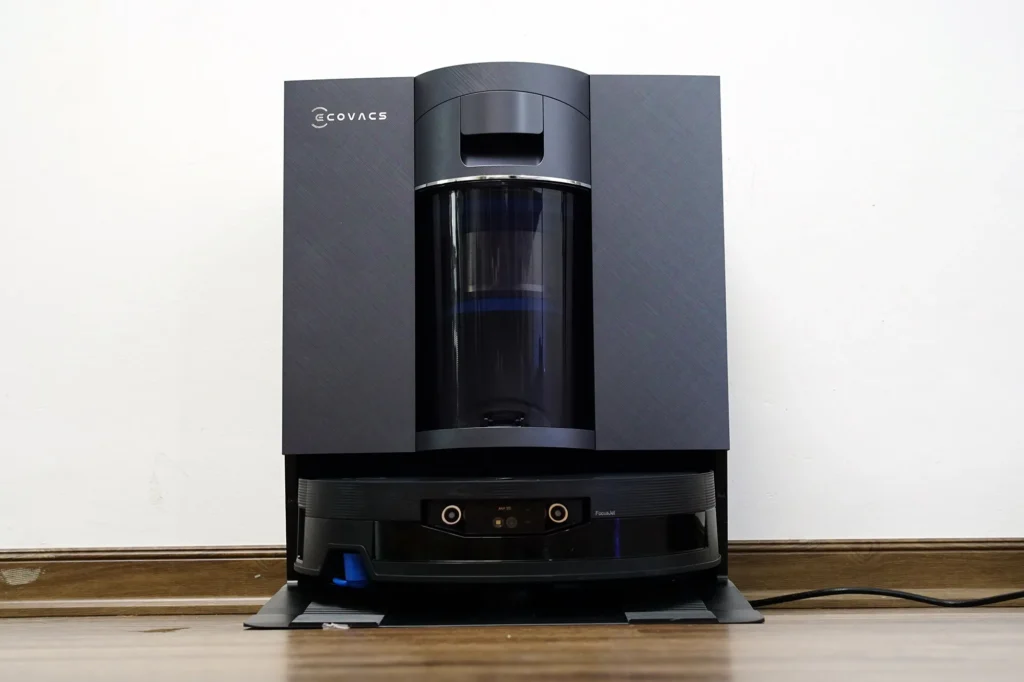 ecovacs deebot x12 omnicyclone robot hut bui 1