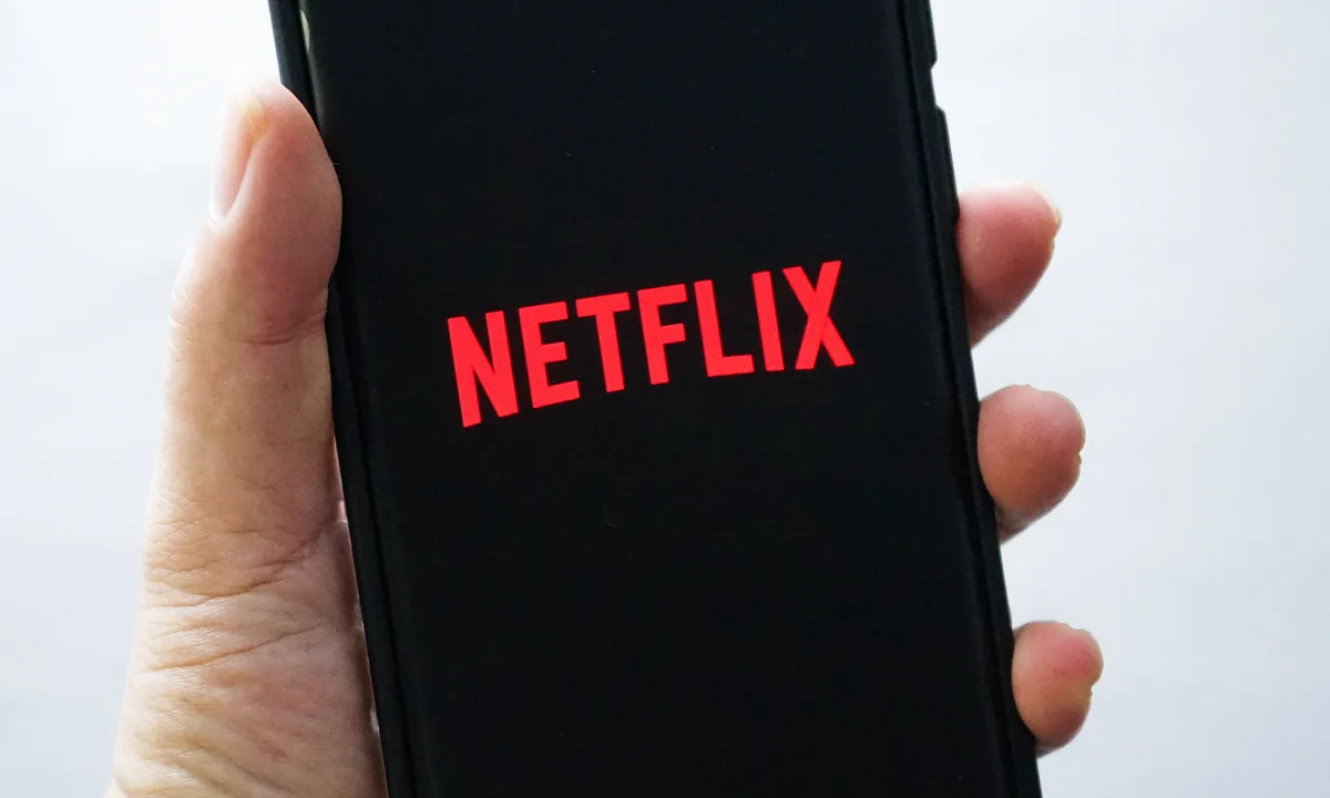 Tài khoản Netflix Spotify giá rẻ tiềm ẩn nhiều rủi ro