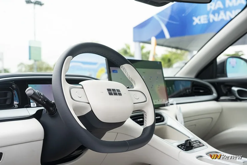 Geely EX2 trong sự kiện ra mắt