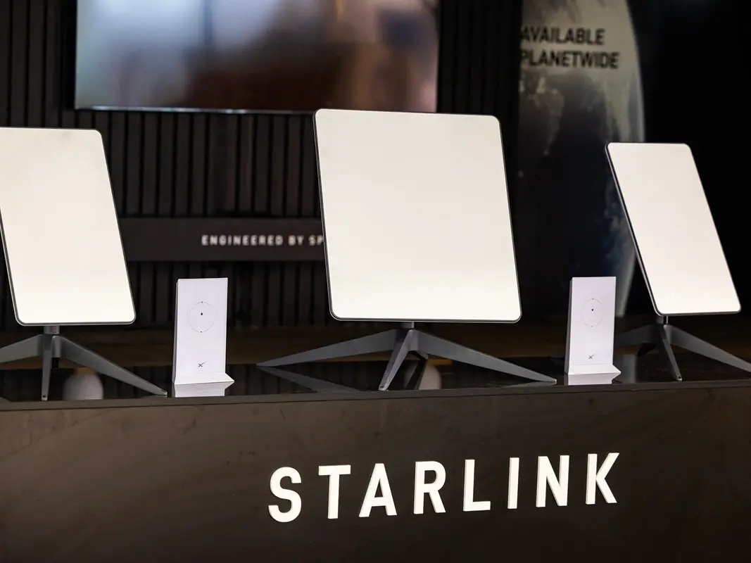Starlink vào Việt Nam nhưng khó phá giá: internet vệ tinh vẫn còn bài toán chi phí