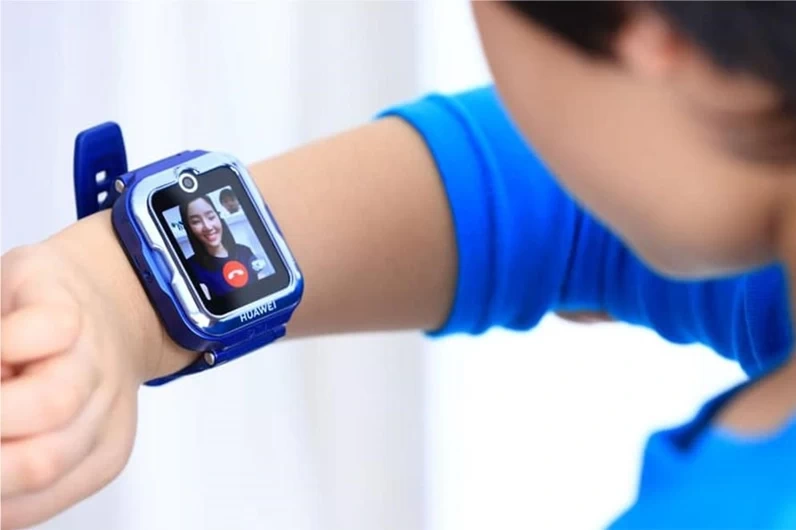 thiet bi dinh vi gps cho tre thieu bao mat 2