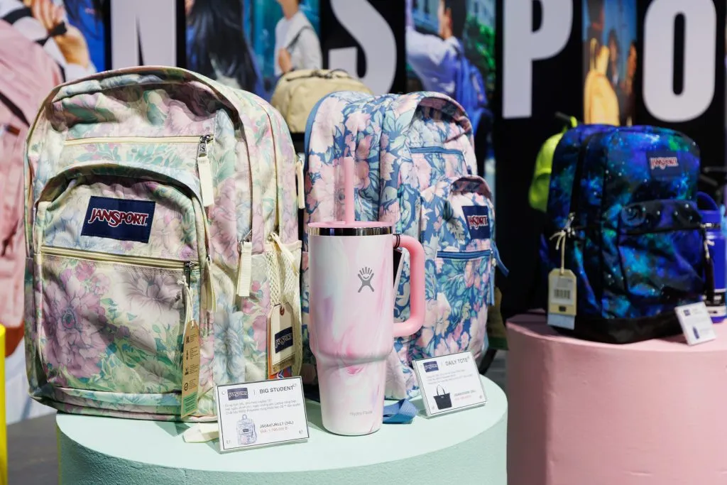 hdgroup ra mat jansport va thule tai viet nam 4