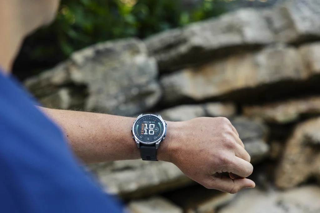 garmin fenix 9 series watch dot pha cong nghe 2