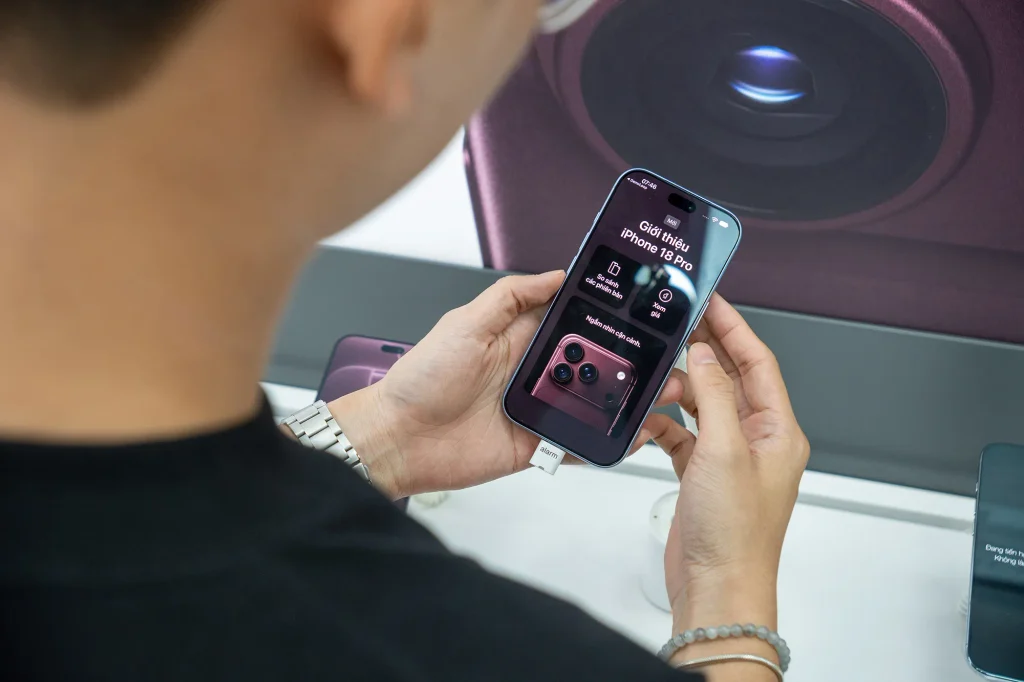 cellphones giao iphone 18 pro va 18 pro max 1