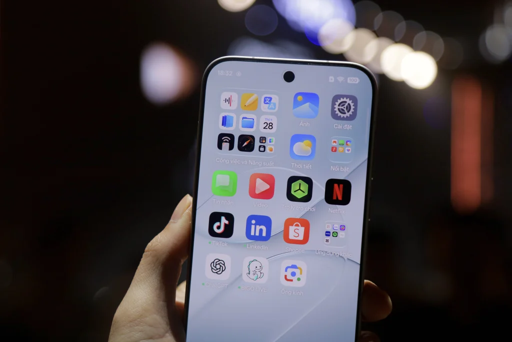 OPPO Find X10 Series 5